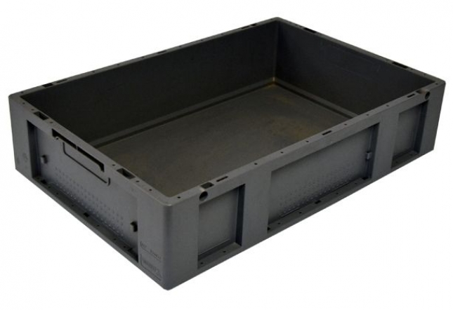 Cajas de plástico usadas en liquidación