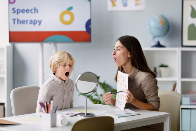 Dificultades en el lenguaje infantil y la importancia de un tratamiento oportuno