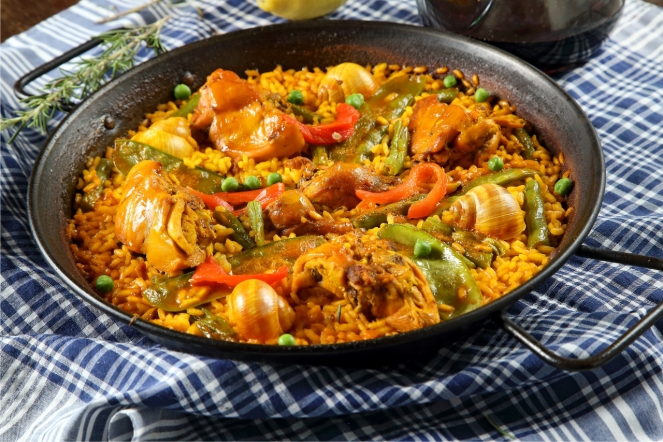 La paella, símbolo cultural de la gastronomía española