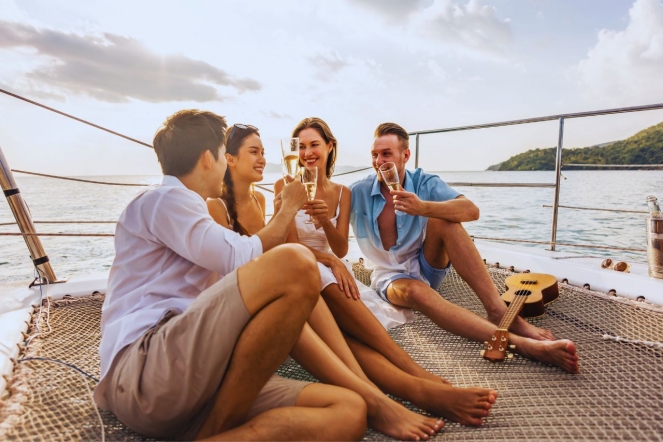Las fiestas en catamarán que debes vivir al menos una vez en la vida