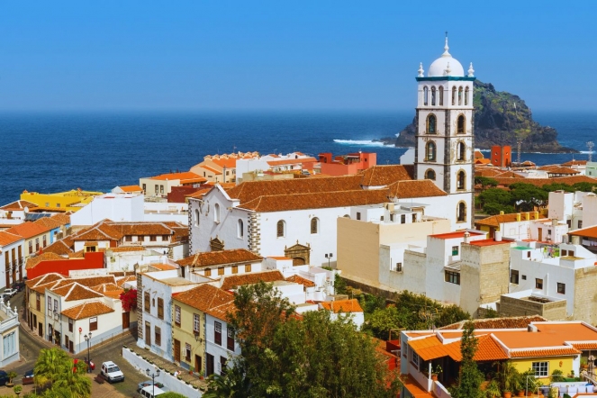Razones para mudarse a Tenerife y las mejores zonas para vivir